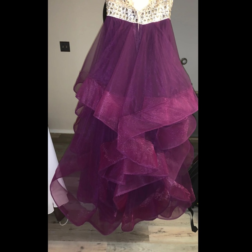 Prom; pageant Dress size 4 - Picture 7 of 8